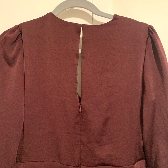 *Closet clear out* Express Burgundy Dress - Picture 4 of 5
